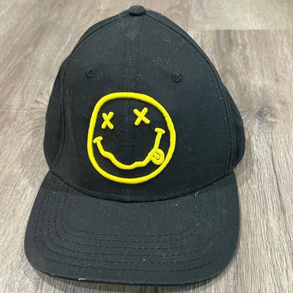 Vintage VTG Genuine Nirvana Large Logo Black Classic Band Hat - Picture 1 of 5